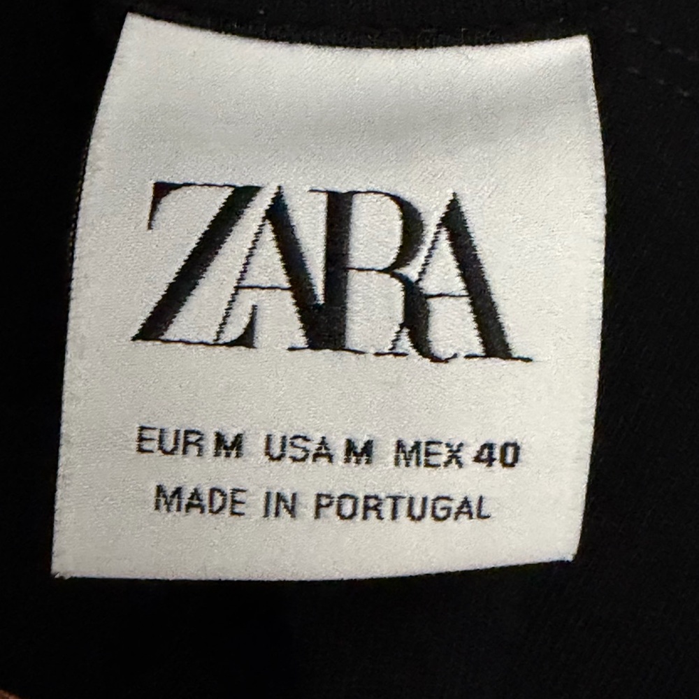 Zara Black Artistic Print T-Shirt Size M - Picture 4 of 4